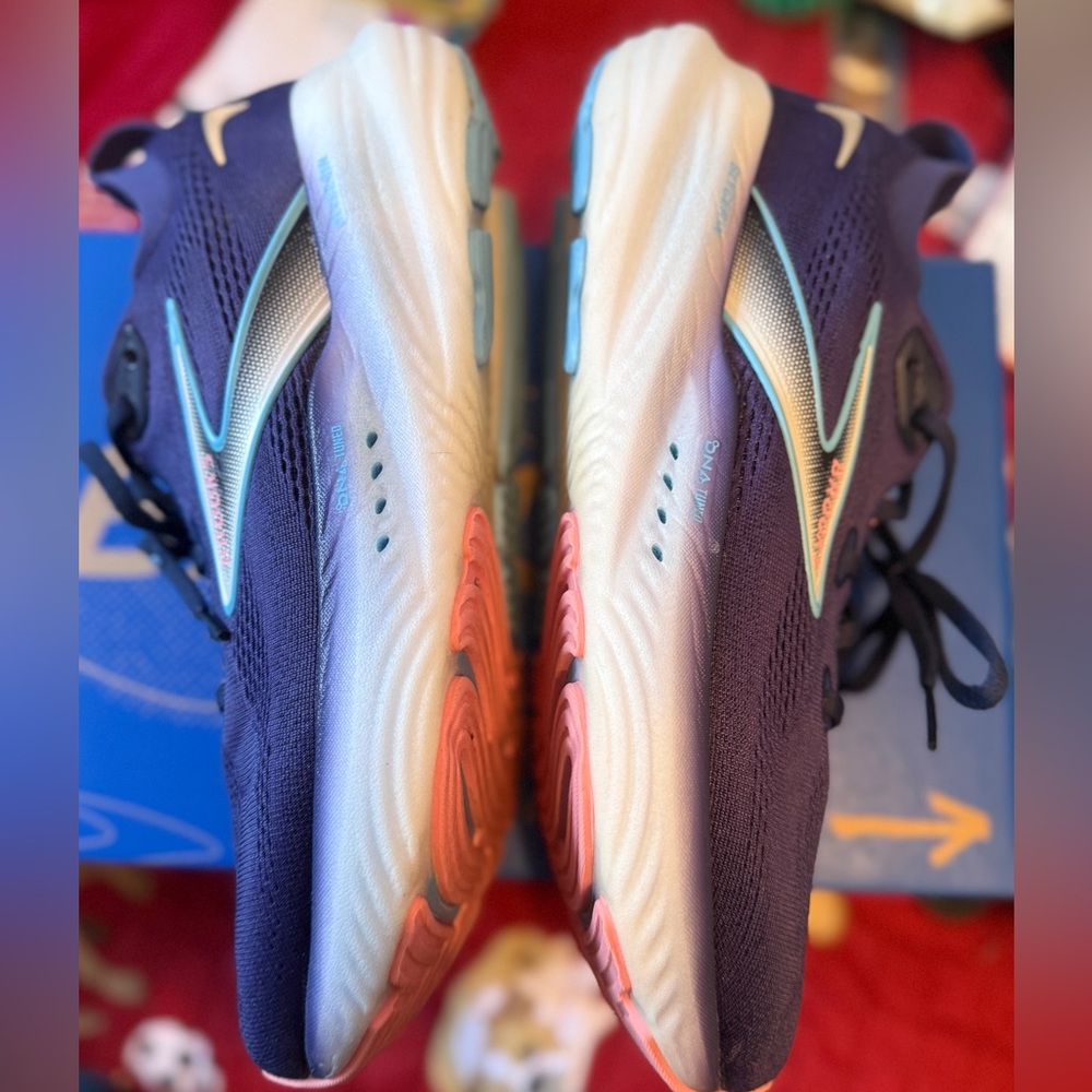 Brooks Glycerin 22 Running Shoes Dark Blue with Light Blue/Purple Accents - Picture 4 of 6